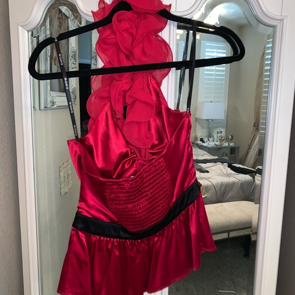 Bebe Tripple Layer Ruffle Top NWT - Picture 3 of 5